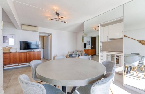Cavaliere Apartment | Le Palazzo del Mar by Interhome