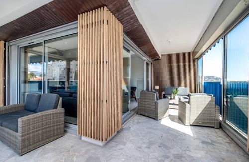Riou - Petit Juas - Av de Grasse Apartment | Le Palladio by Interhome