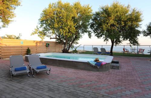 Menegata Villa | Le Paradis d' Elli