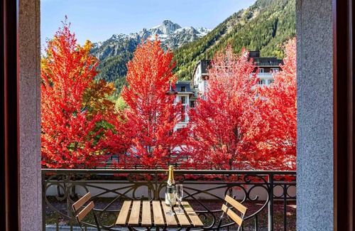 Chamonix City Centre Apartment | Le Paradis 25 Apartment - an apartment that sleeps 6 guests in 3 bedrooms