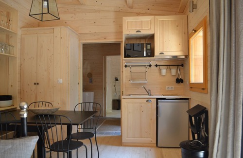 Salles-en-Toulon RV Rental | Le Parc de la Belle