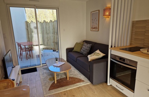 Carquefou House | Le Patureau - Quiet T2 gite with terrace