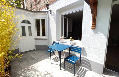 Bordeaux-Saint-Clair House | Le Petit Comptoir - ETRETAT