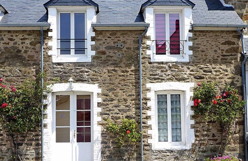 La Richardais Apartment | Le Petit Robinson by Interhome