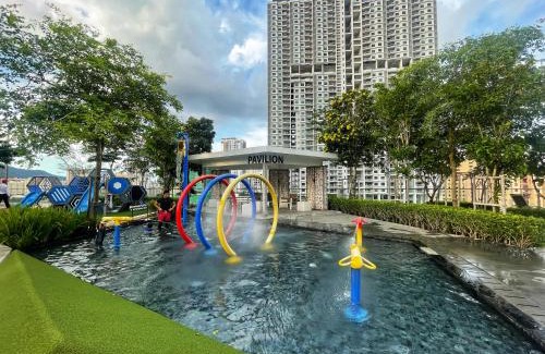 George Town Apartment | Le Petit Suite - 8 Pax Sea View Infinity Pool