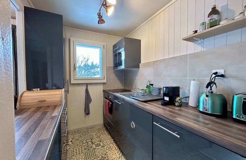 Rougemont Ski Chalet | Le Petite Chalet Summ