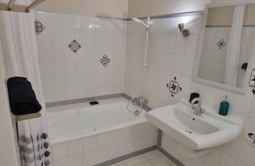 Claira House | Le Pitaya 15 minutes from the beach 25 minutes from Spain