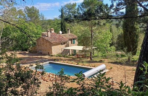 Cotignac Cottage | Le Poucet Oriental : house for 6, combining charm, nature and heated pool
