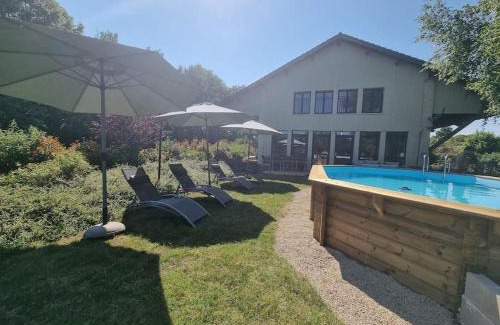 Champagnac-la-Riviere House | Le Quai - Gîte atypique