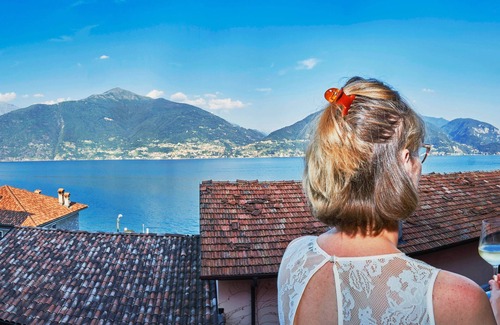 Acquaseria Apartment | Le Quattro Stagioni Lakeview-beach-charging point electric cars-remote working