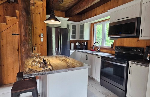 Mauricie Cabin | Le Refuge, Chutes à Lessardn