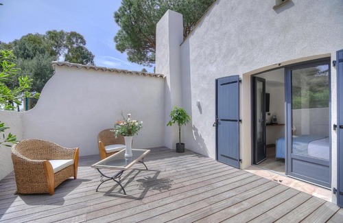 La Croix-Valmer Bed & Breakfast | Le Refuge - Gigaro Lodges