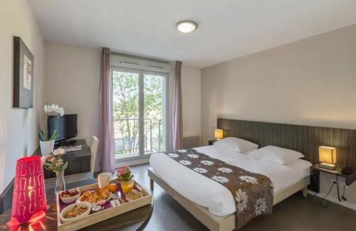 Juncasse - Argoulets Apartment | Le refuge urbain de Toulouse - ancien appartcity