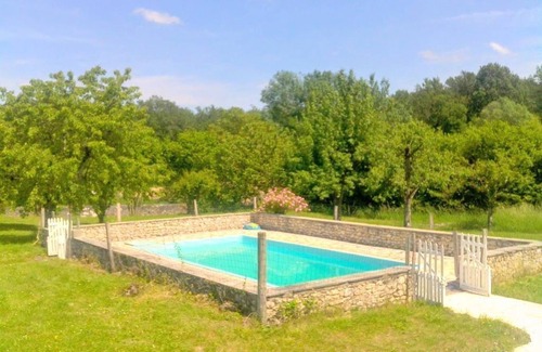 Pont-de-Ruan House | Le Relais de Chasse in a 12th-century Abbey, heated swimming pool.