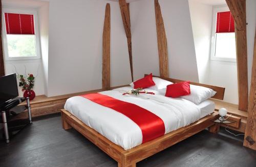 Cournillens Hotel | Le Relais du Château Monney