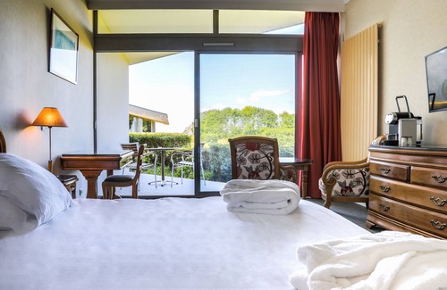 Le Mont-Saint-Michel Hotel | Le Relais Saint Michel