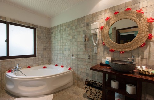 Grand Anse Hotel | Le Relax Beach Resort - Praslin