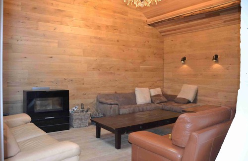 Couvin House | Le revers du moulin