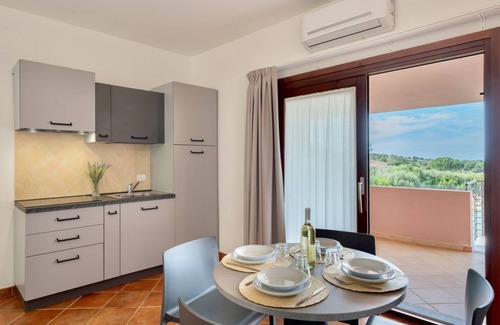 Paduledda Apartment | Le Rocce Rosse Bilocale 4 Letti