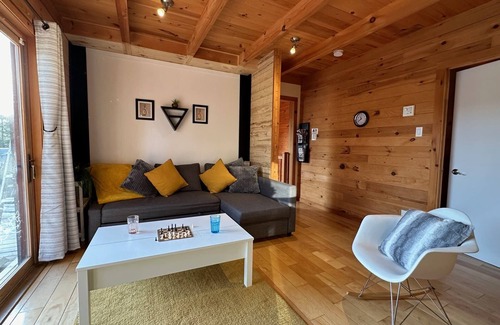 Pohenegamook Ski Chalet | LE RUSTIQUE MODERNE DÉTENTE