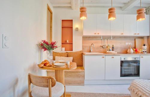 Centre Ancien Apartment | Le Saint-Sauveur - Chaleureux 2 pièces - Vidéoprojecteur