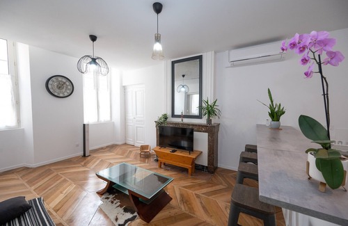 Tournon-sur-Rhone Apartment | Le Sauzet - Appt climatisé à Tournon-sur-Rhône