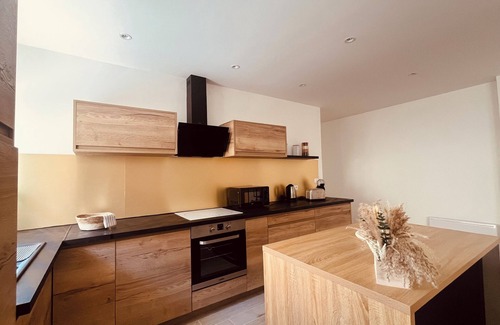 Costieres Apartment | Le serenity: spacious P4/115m2 + parking lot