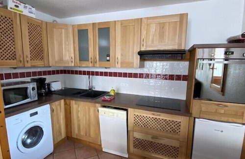 Montalbert Apartment | le signal 105, apartment in residence 50 meters from slopes. 4-6 people.