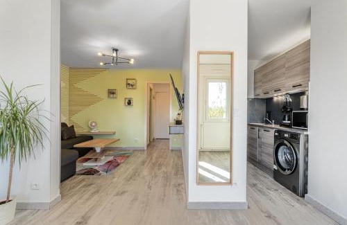 Patrotte Metz-Nord Apartment | Le Stanny - 2 lits - 4 pers' - parking - Streaming