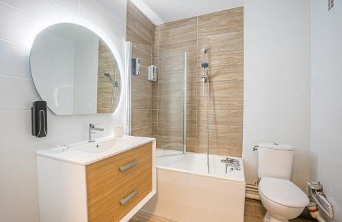 Patrotte Metz-Nord Apartment | Le Stanny - 2 lits - 4 pers' - parking - Streaming