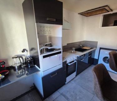 Laragne-Monteglin Apartment | Le Studio - Duplex