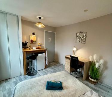 Mortroux Bed & Breakfast | Le Sully