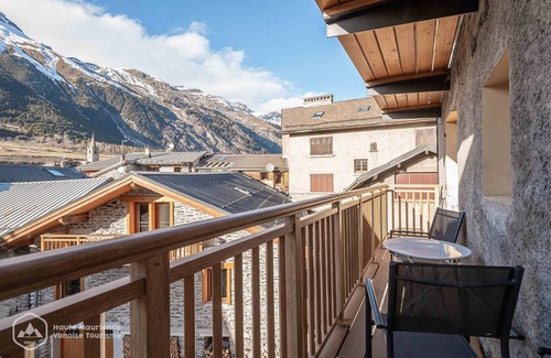 Termignon Apartment | Le Temps Suspendu - "Anémone" Charming apartment - 8 people