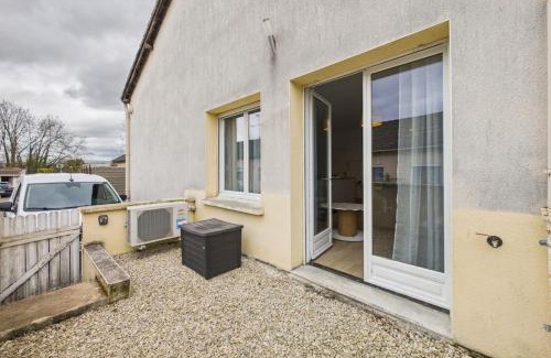 La Chapelle-Saint-Luc Apartment | Le Thieblemont - Elegance and Private Outdoor Space