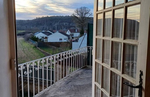 Sermizelles House | Le Trefle de l'Impériale House with garden, terrace 10 min:Avallon/Vezelay