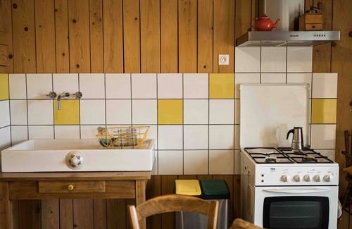Auzon Communaute Cottage | Le Vallon d'Armandine: small country nest (2-5 people)