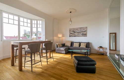 Faubourg North Apartment | Le victor hugo -Appartement 2 chambres avec garage -SR Loc