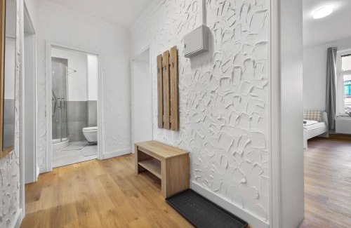 Eutritzsch Apartment | Lea Apartments 4 Räume 2 Duschen 2 Küchen