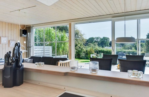 Kettingskov House | "Leandra" - 600m from the sea by Interhome