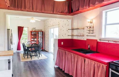 San Saba House | Leaning Oaks Ranch - A Perfect Texas Hill County Ranch Getaway!