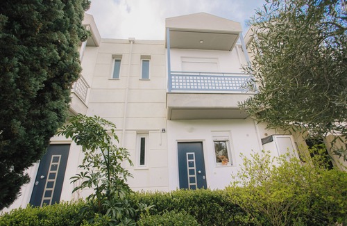 Kassandra House | Leave Behind Every Concern and Come Relax in a Stylish, Newly Built Maisonette!