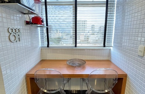 Leblon Apartment | LEBLON/CLEAN AND SOPHISTICATED DESIGN, BEST LOCATION, MODERN CONDOMINIUM