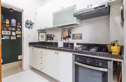 Leblon Apartment | Leblon - Very close to the beach
