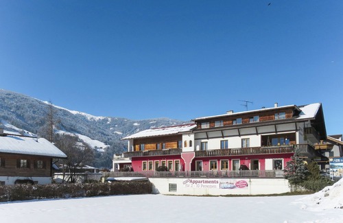 Stumm Apartment | Lechners Wohnwelt by Interhome