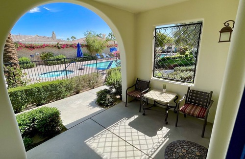 La Quinta Condo | LEGACY VILLAS Rare Single-story 3BR Villas Between Two Salt-water Pools! #111050