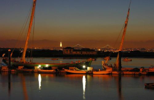 Seixal Apartment | Legendary Bay Suite Temática