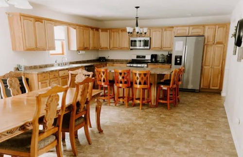 Genesee House | Legendary Guest Home -6 bedroom- Private!