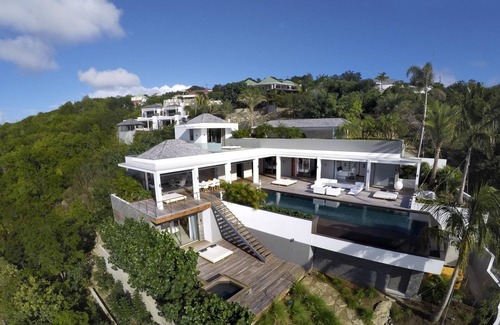 Lurin Villa | Legends B in Lurin by Personal Villas - Luxurious Serene Haven