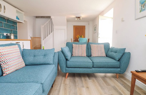 Boscundle Cottage | LEGHORN, pet friendly, with hot tub in St. Austell