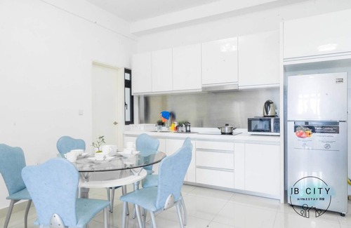 Medini Apartment | Legoland Medini 6pax WIFI#A18 @ JB City 美迪尼乐高乐园